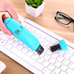 מיני שואב אבק עם מברשת ניקוי בחיבור USB לניקוי המקלדת והמחשב!