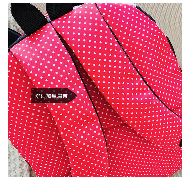 תיק לילדי הגן בעיצוב של מיקי ומיני מאוס!