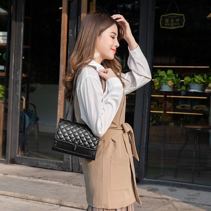 תיק צד אלגנטי לנשים במגוון צבעים