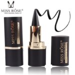 Eyeliner אייליינר ג’ל בצבע שחור – עמיד במים ולמשך שעות ארוכות