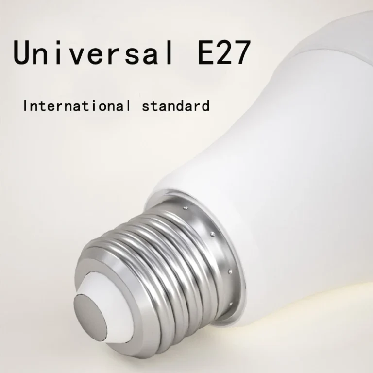 מארז 10 יח’ נורת לד 12W אור לבן E27