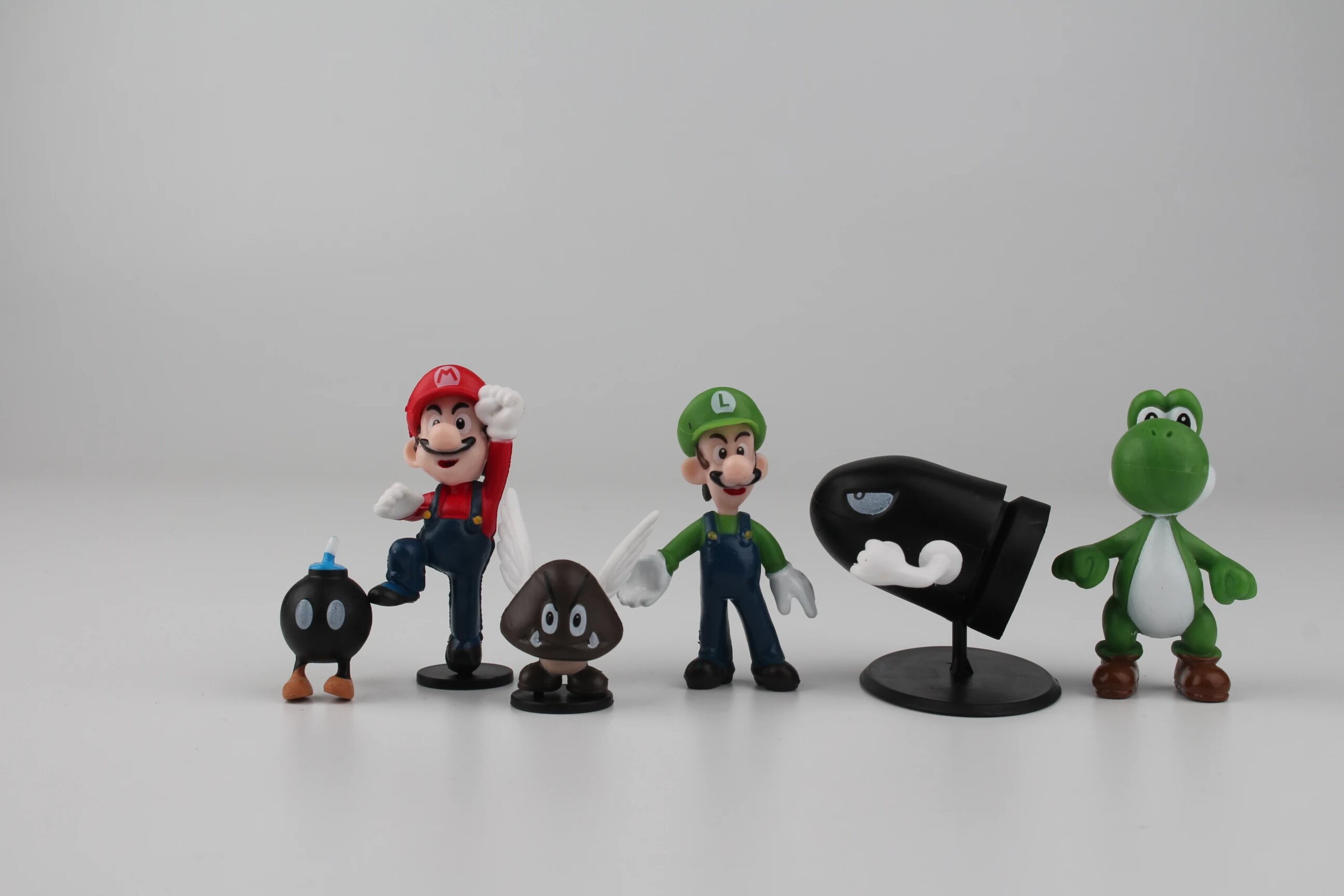 Super Mario Bros PVC Action Figure Toys Dolls Model Set Luigi Yoshi Donkey Kong Mushroom for kids birthday gifts